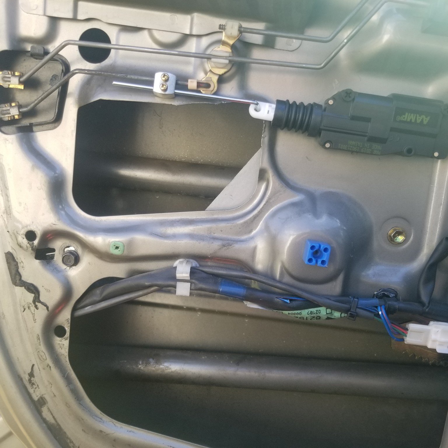 Power window motor and door components
